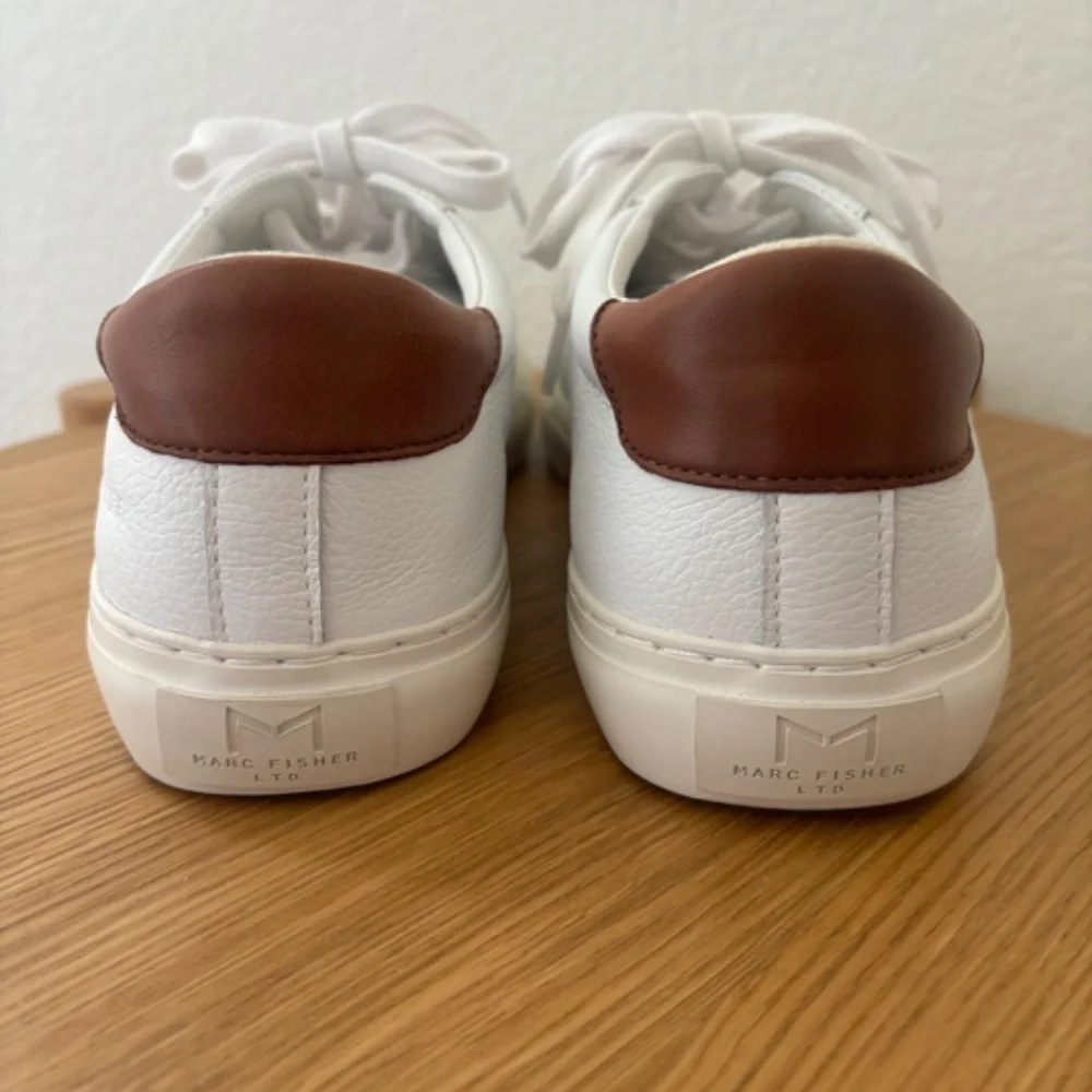 Marc Fisher LTD Maiden low top men's leather sneaker Size 10 - Picture 4 of 10